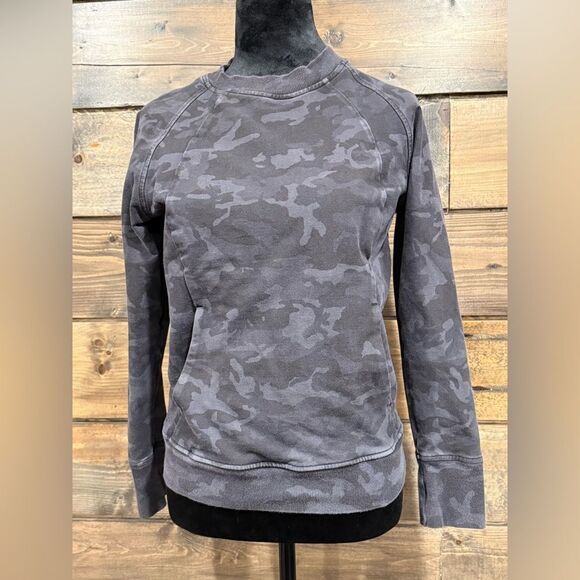 Lululemon Scuba Crew​ - Picture 1 of 7